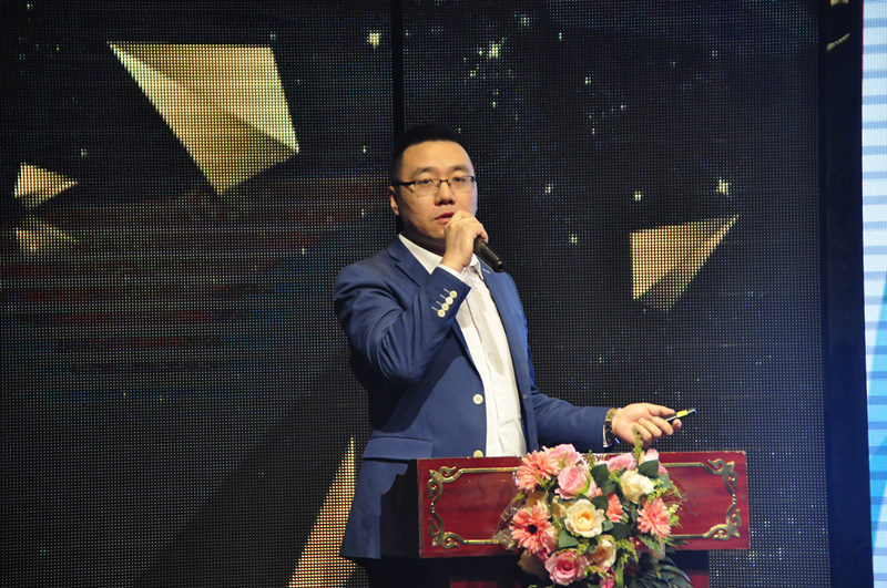 西安銀光環(huán)?？萍挤?wù)有限公司總經(jīng)理蘭鵬